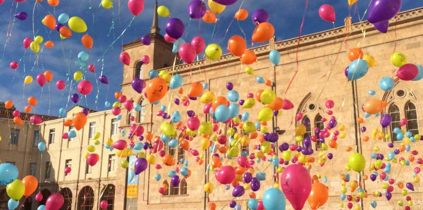 El Bicentenario Don Bosco arranca con suelta de globos